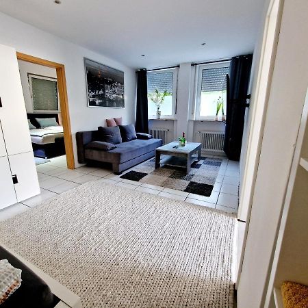 Gruppenfreundliches Apartment แฮร์โซเกนเอารัค ภายนอก รูปภาพ