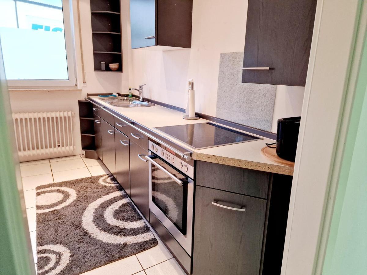 Gruppenfreundliches Apartment แฮร์โซเกนเอารัค ภายนอก รูปภาพ